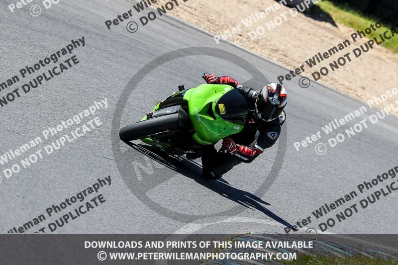 enduro digital images;event digital images;eventdigitalimages;lydden hill;lydden no limits trackday;lydden photographs;lydden trackday photographs;no limits trackdays;peter wileman photography;racing digital images;trackday digital images;trackday photos